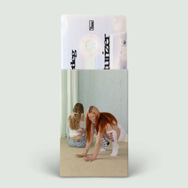 Wet Leg - moisturizer (Ice White Frosted Cassette)